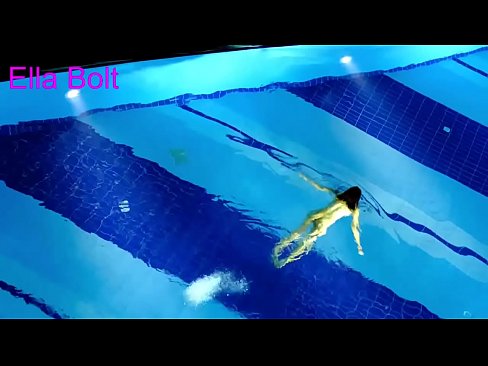 ❤️ මට නැරඹීම නැවැත්විය නොහැක, තරුණ රන්වන්තිය ELLA BOLT නිවාඩු නිකේතනයේ තටාකයේ නිරුවතින් පිහිනීමට හසු විය ❤️ සුපිරි ලිංගික අසභ්‍ය si.extratorrents.top